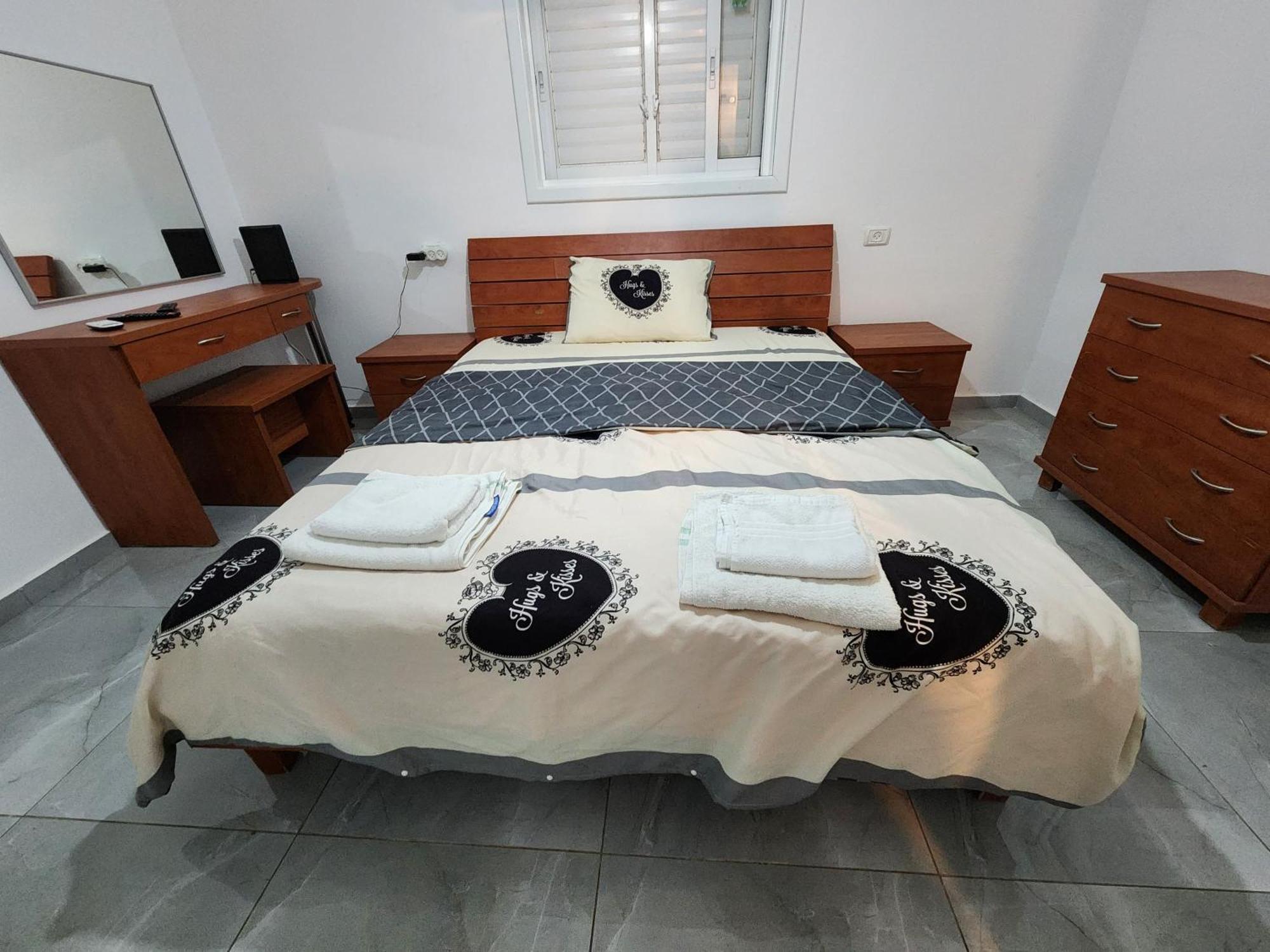 Short Term Stay In Rehovot Central Location Near Nes Ziona Rishon Lezion Jerusalem And Tel Aviv Bagian luar foto