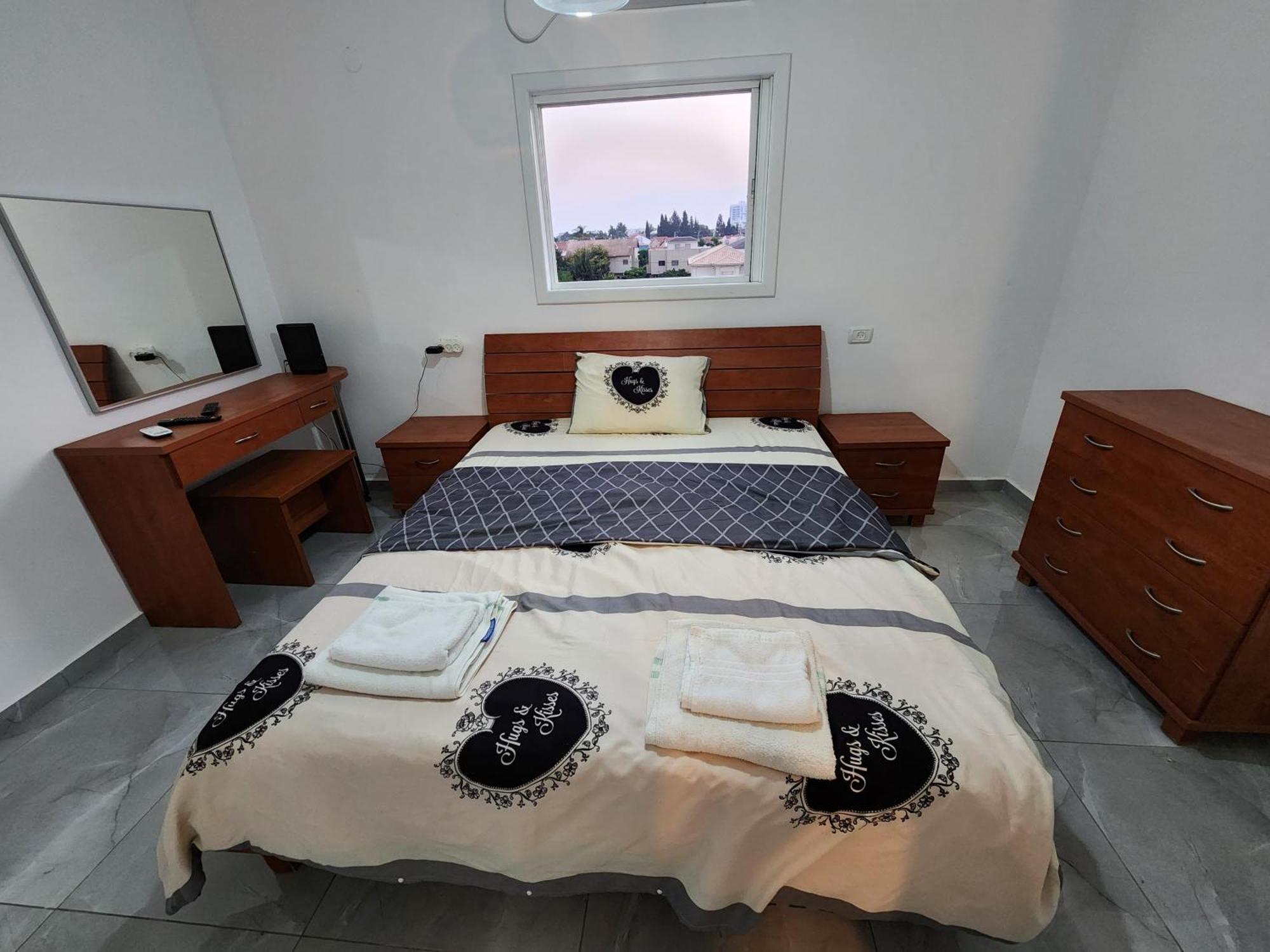 Short Term Stay In Rehovot Central Location Near Nes Ziona Rishon Lezion Jerusalem And Tel Aviv Bagian luar foto